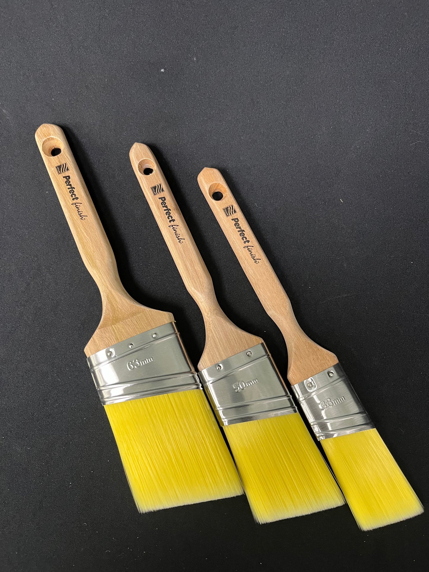 Nour Perfect Finish Sash Brushes Oval Shape